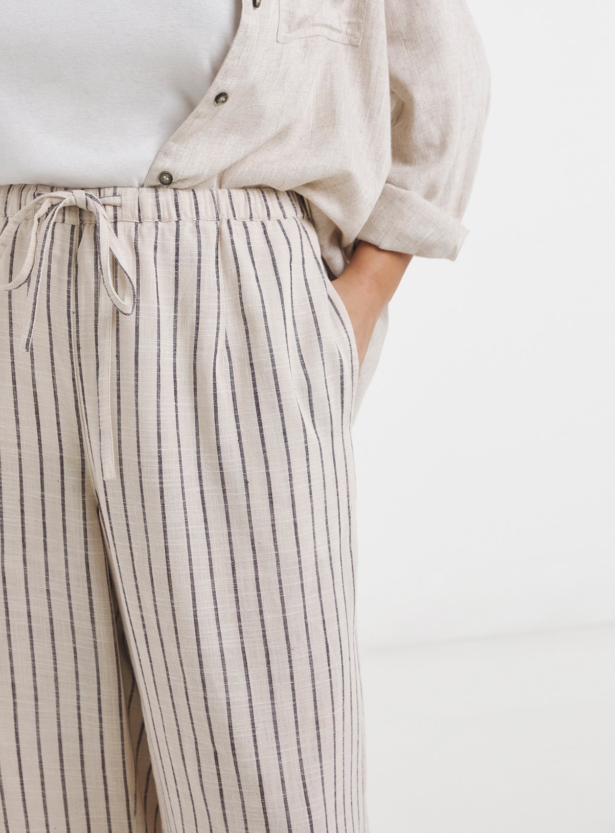SIMPLY BE Neutral Stripe Barrel Trouser With Linen 14 - Image 4 thumbnail